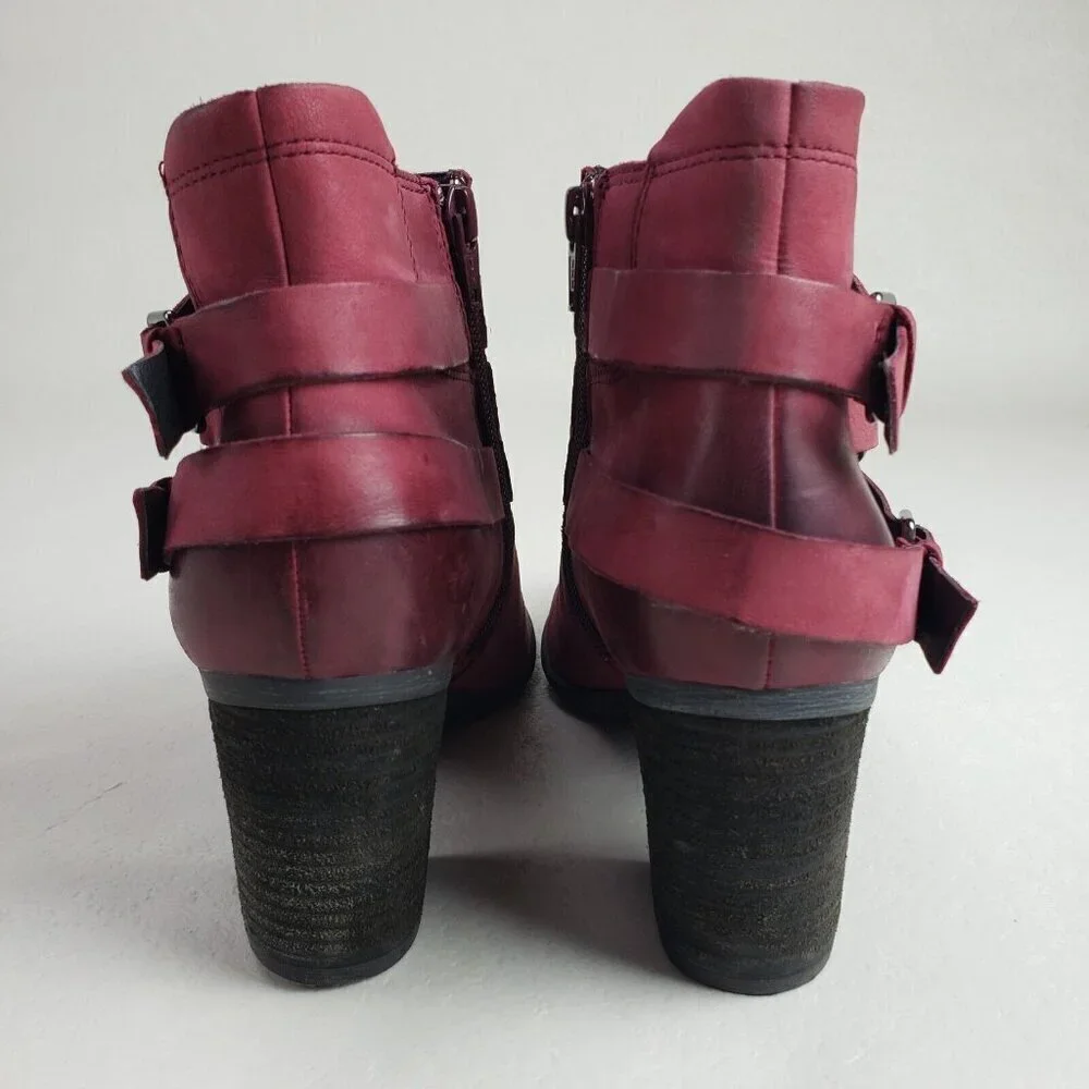 Josef Seibel Britney Moto Boot Womens 8-8.5 39 Red Leather Side Zip Heeled Ankle